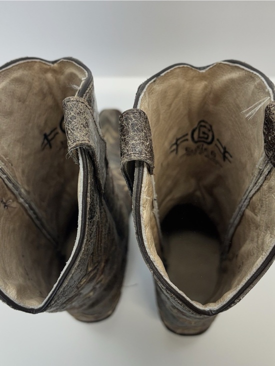 Circle G 36632 Brown Cowhide Embroidered Design Cowgirl Boots Women's Size 7.5 M - Picture 9 of 12